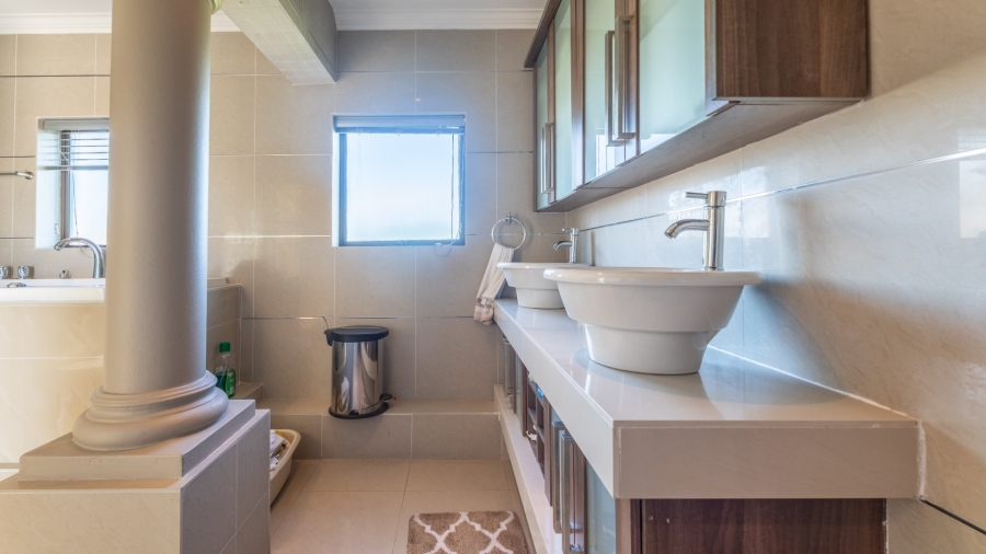 4 Bedroom Property for Sale in Big Bay Western Cape